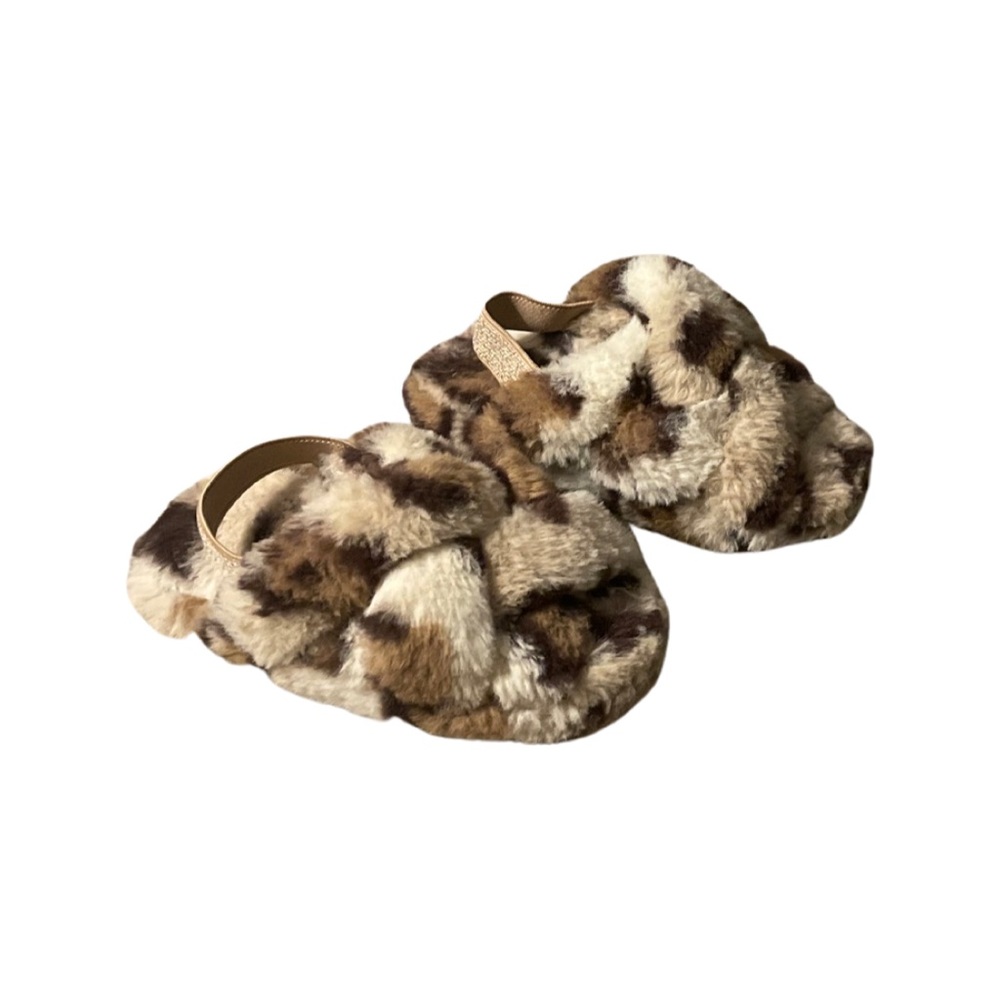 Ugg slide style fuzzy slippers